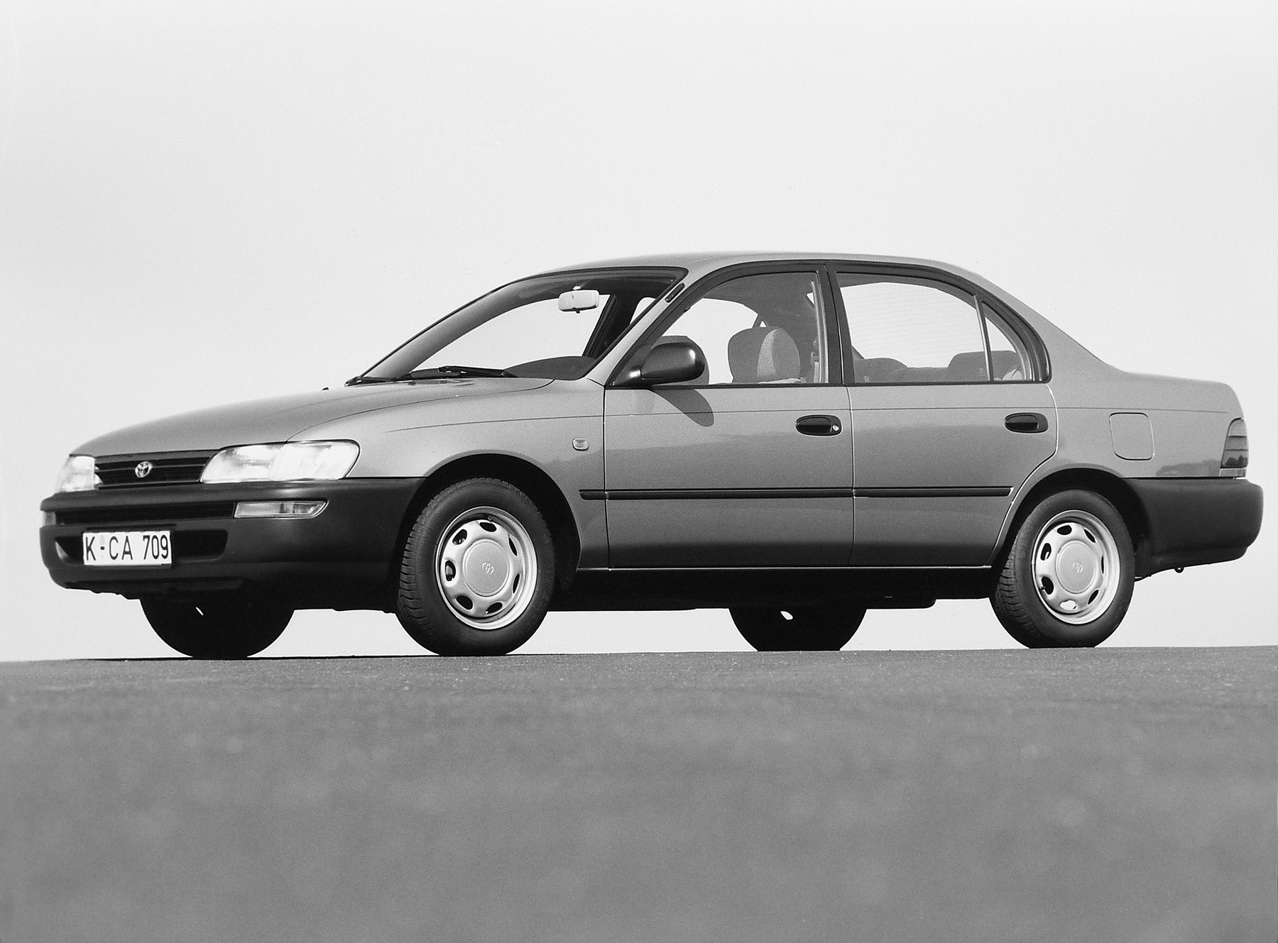 Toyota Corolla Sedan photo 24