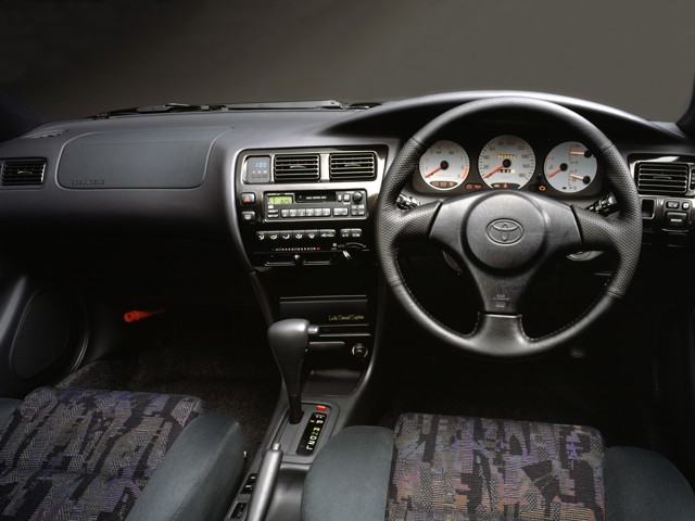 Toyota Corolla Sedan photo 35