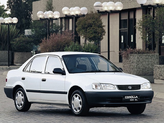 Toyota Corolla Sedan foto 4