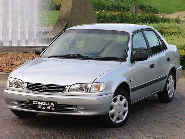 Toyota Corolla Sedan foto 8