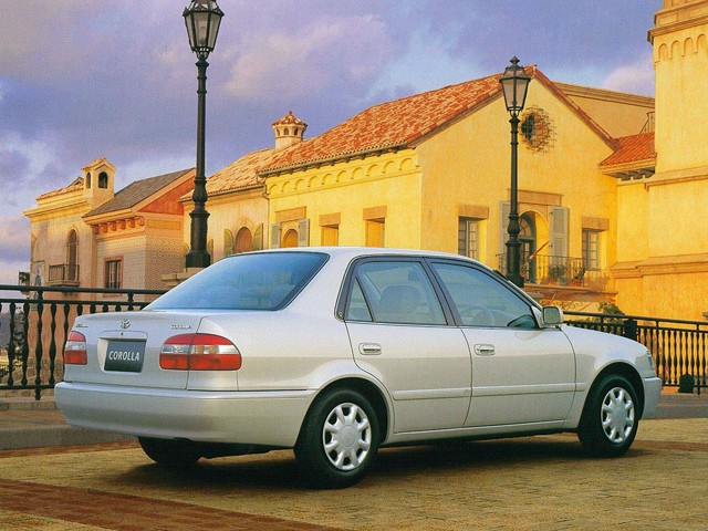 Toyota Corolla Sedan foto 14