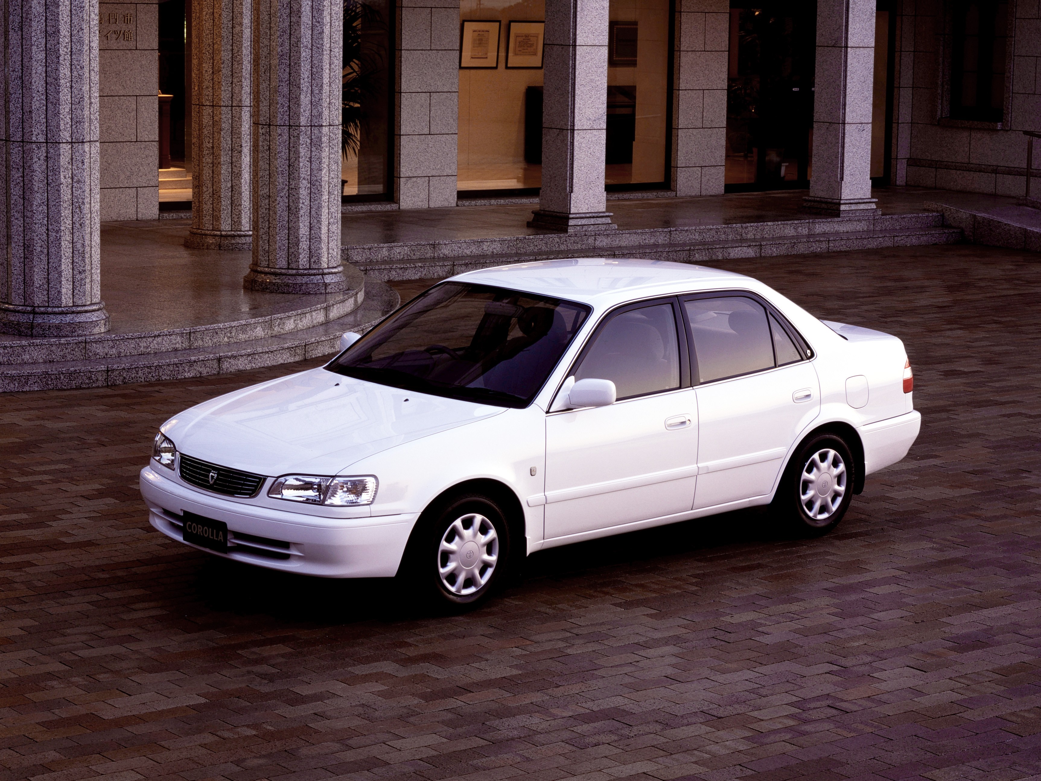 Toyota Corolla Sedan photo 28