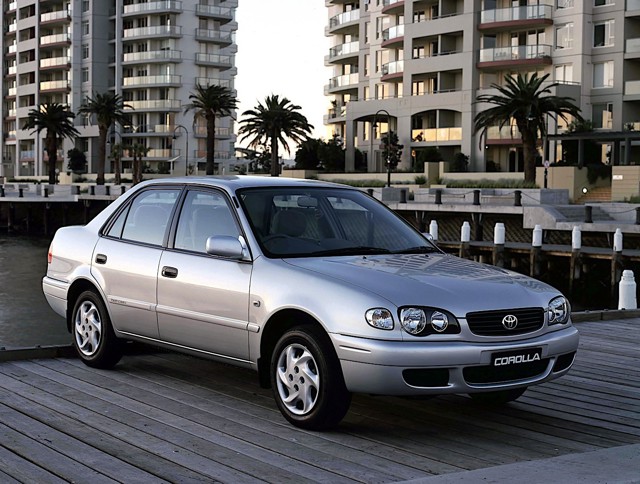 Toyota Corolla Sedan Foto 14