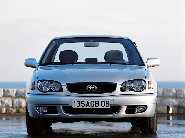 Toyota Corolla Sedan Foto 24