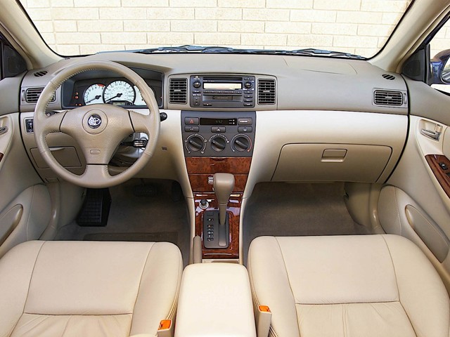 Toyota Corolla Sedan foto 42