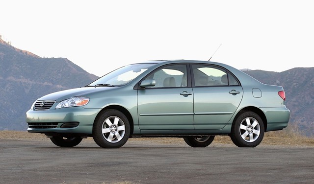 Toyota Corolla Sedan foto 21