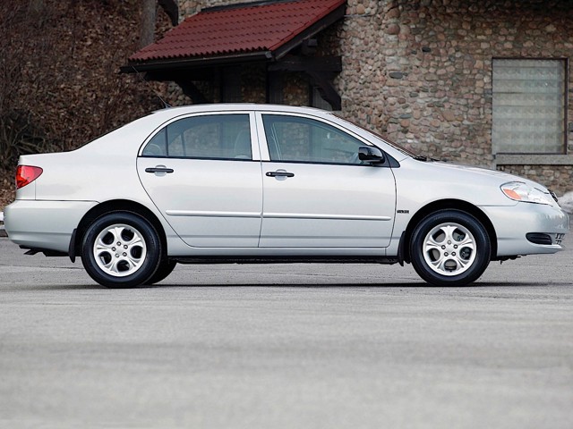 Toyota Corolla Sedan foto 28