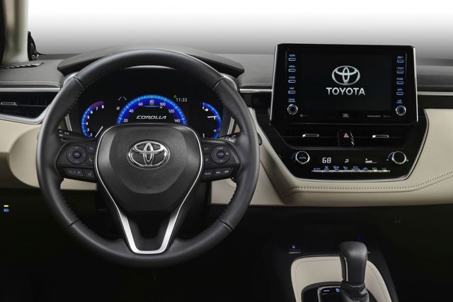 Toyota Corolla Sedan foto 15