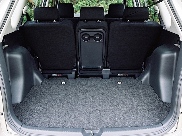 Toyota Corolla Verso photo 34