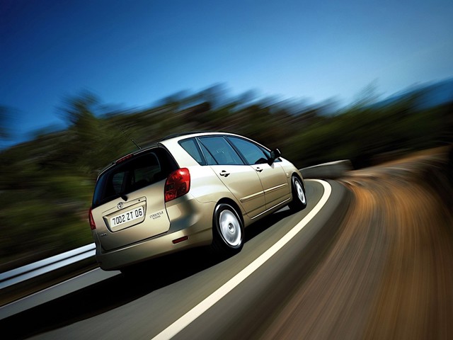 Toyota Corolla Verso photo 20