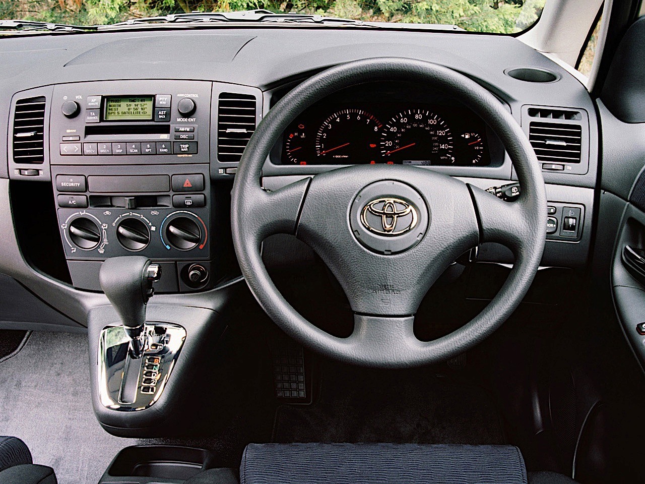 Toyota Corolla Verso photo 31