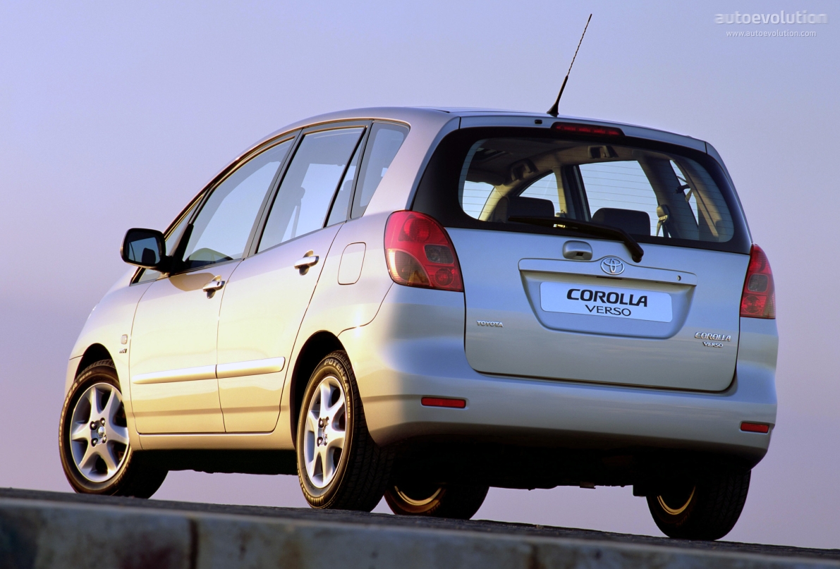 Toyota Corolla Verso photo 2