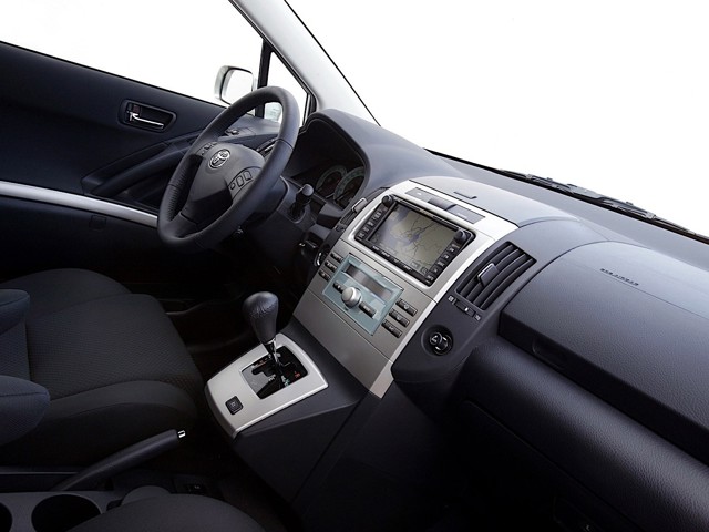 Toyota Corolla Verso foto 43