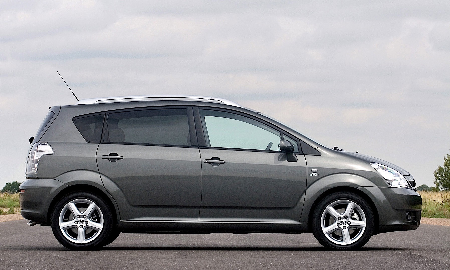 Toyota Corolla Verso photo 21