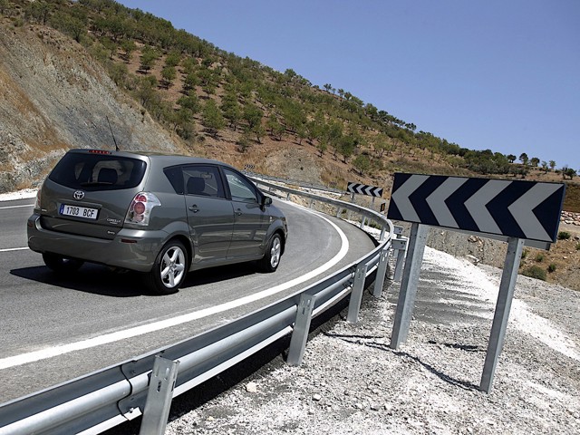 Toyota Corolla Verso foto 27