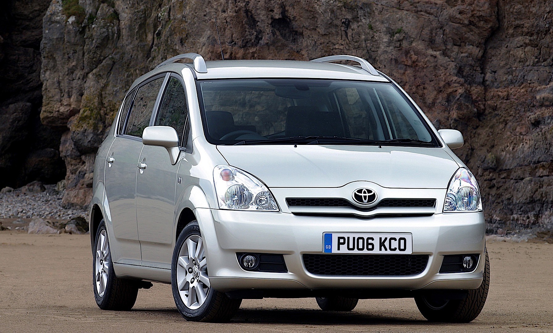 Toyota Corolla Verso photo 28