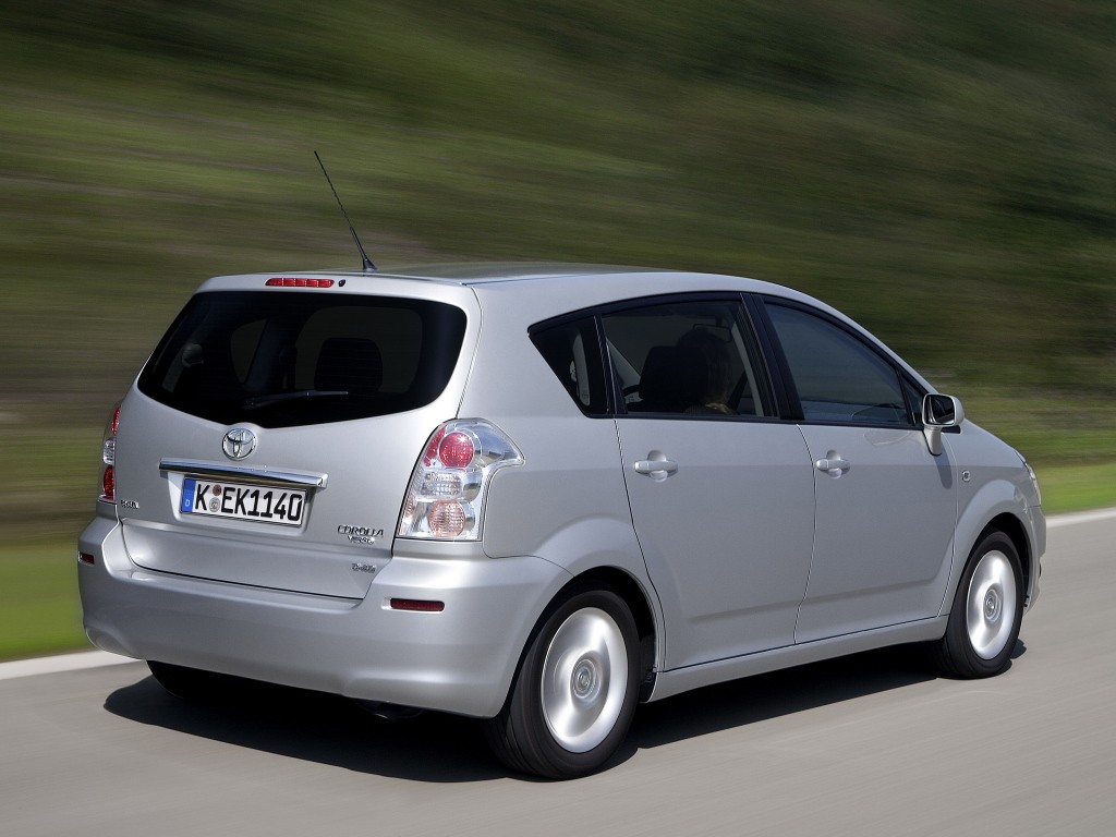 Toyota Corolla Verso photo 14