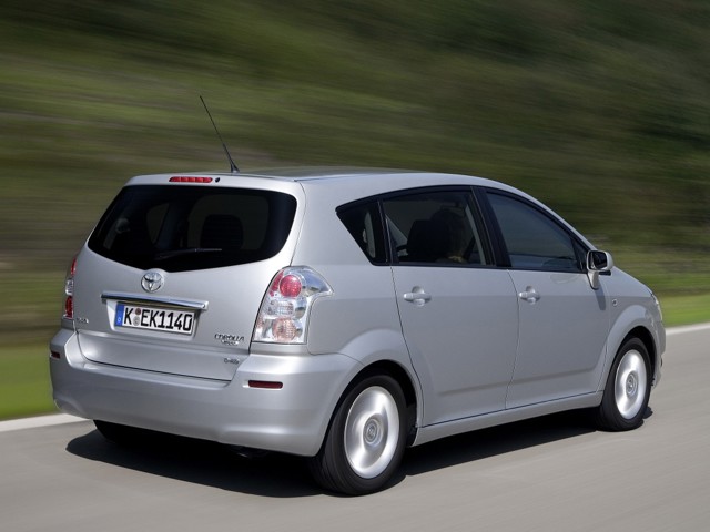 Toyota Corolla Verso photo 14