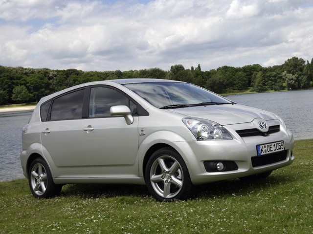 Toyota Corolla Verso photo 15