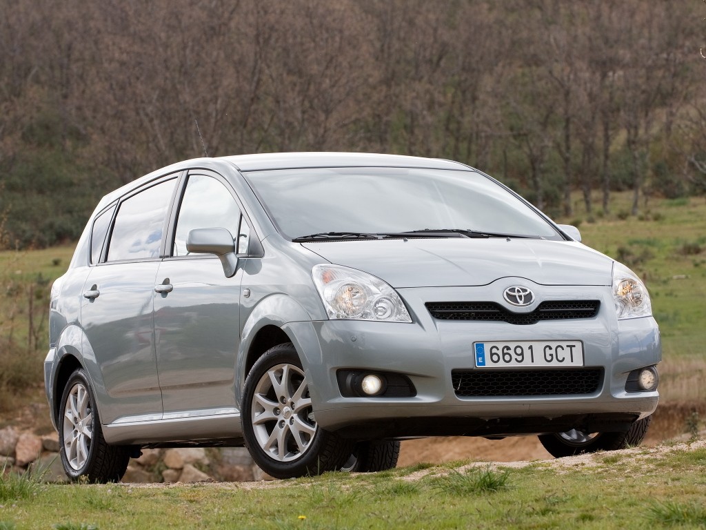 Toyota Corolla Verso photo 16