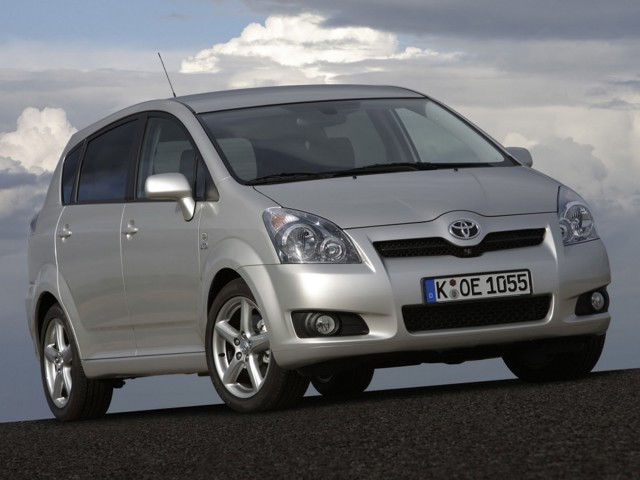 Toyota Corolla Verso photo 3