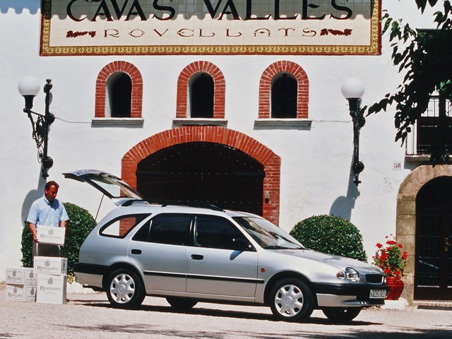 Toyota Corolla Wagon foto 4