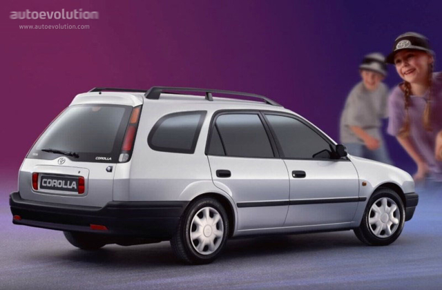 Toyota Corolla Wagon foto 2