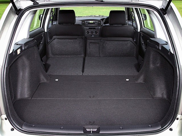 Toyota Corolla Wagon photo 18