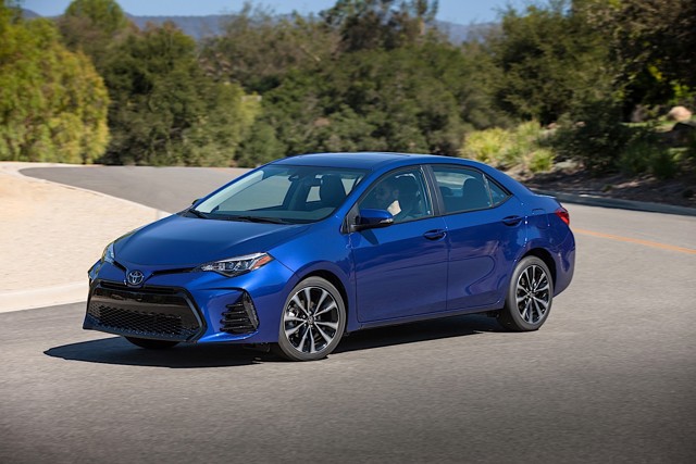 Toyota Corolla photo 3