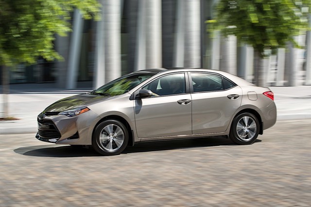 Toyota Corolla photo 12