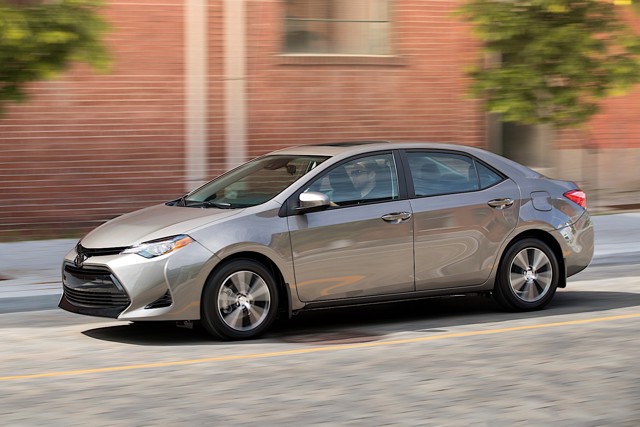 Toyota Corolla photo 18