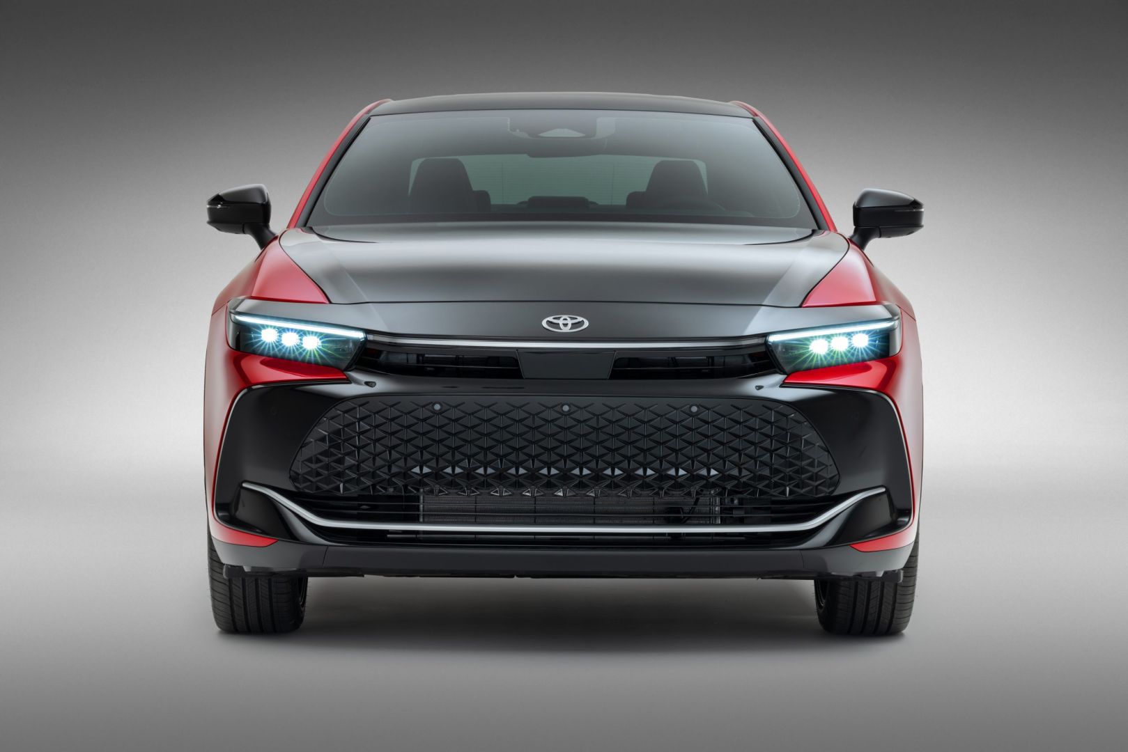 Toyota Crown Suv photo 14