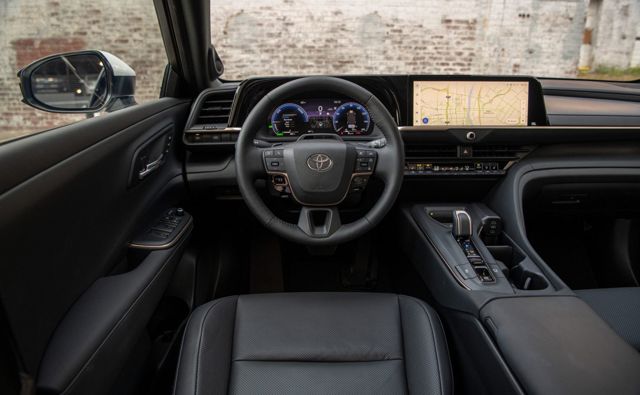 Toyota Crown Suv photo 68