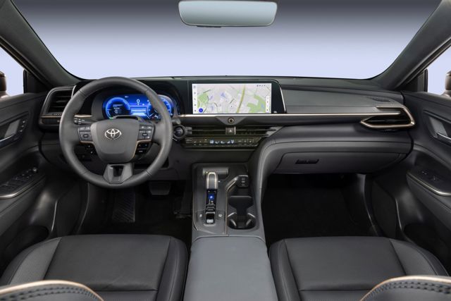 Toyota Crown Suv photo 56