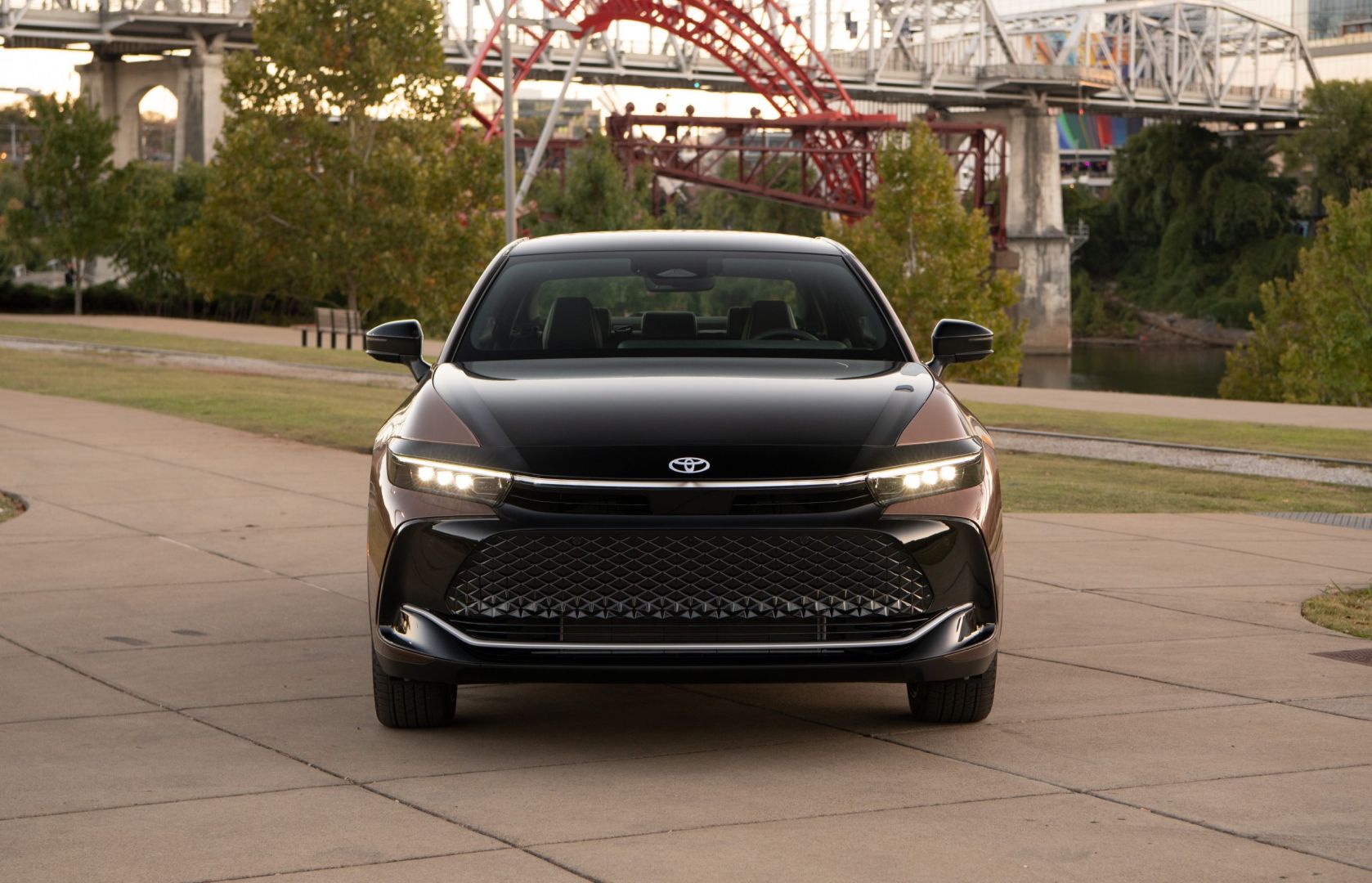 Toyota Crown Suv photo 30