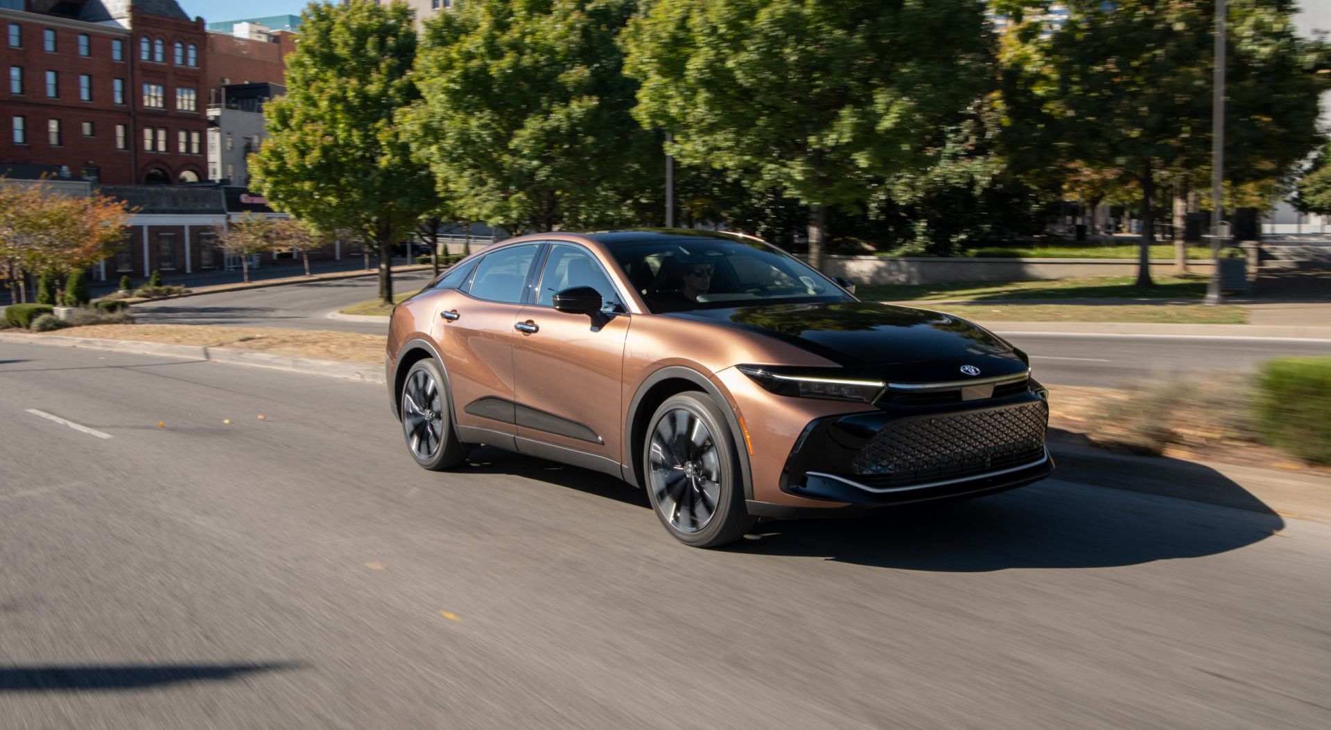 Toyota Crown Suv photo 38