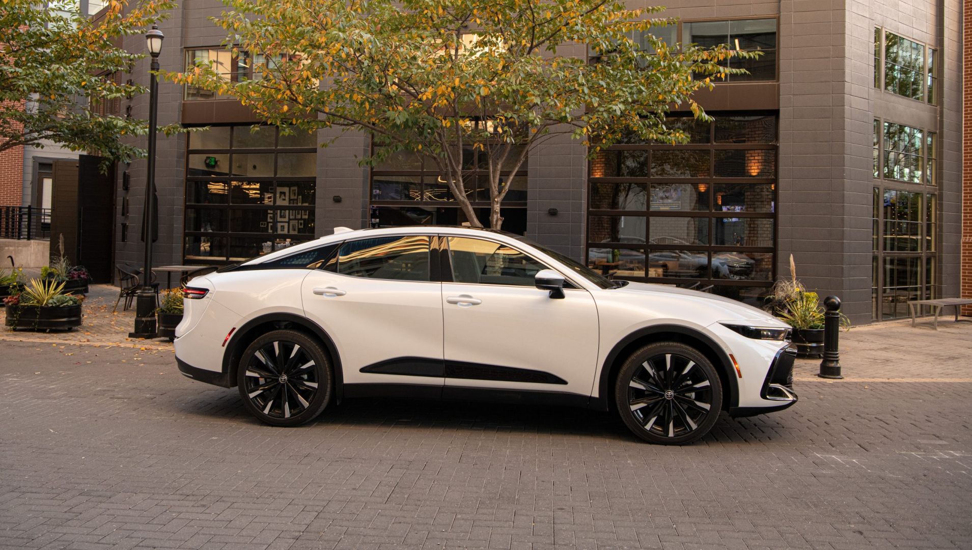 Toyota Crown Suv photo 44