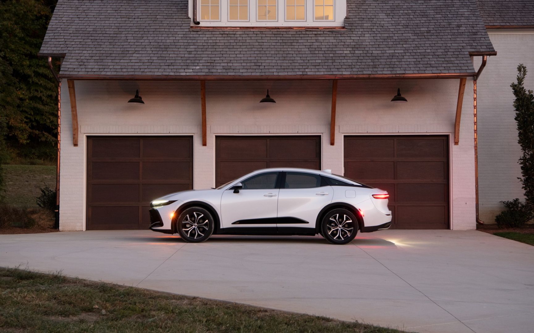 Toyota Crown Suv photo 49