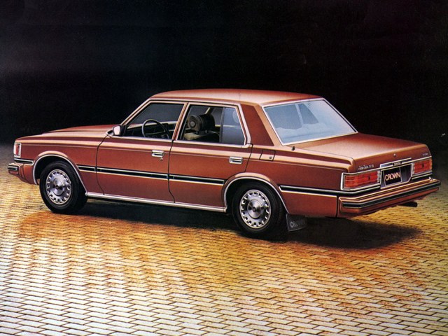 Toyota Crown photo 9