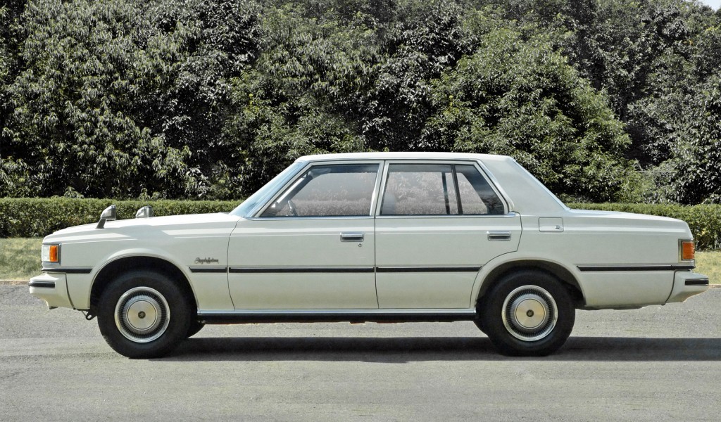 Toyota Crown photo 16