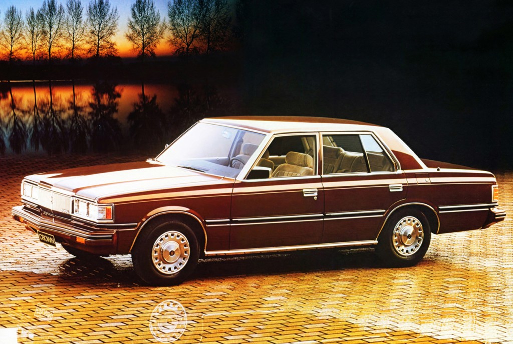 Toyota Crown photo 18