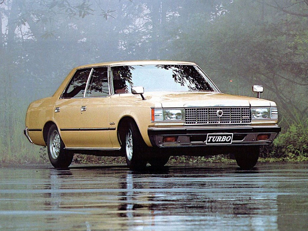 Toyota Crown photo 20