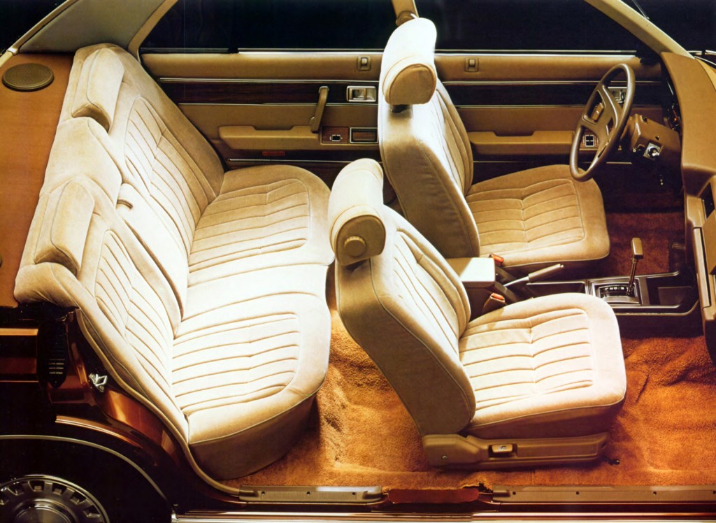 Toyota Crown photo 27