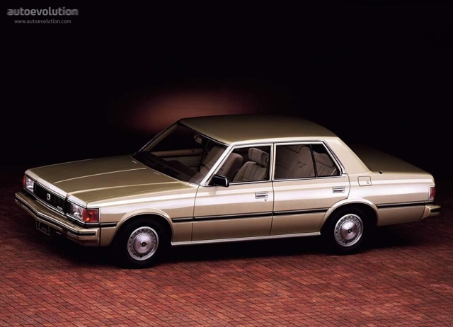 Toyota Crown photo 1
