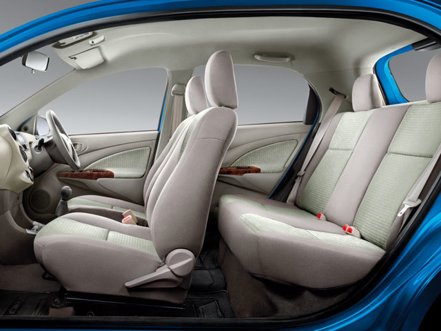 Toyota Etios Liva photo 10