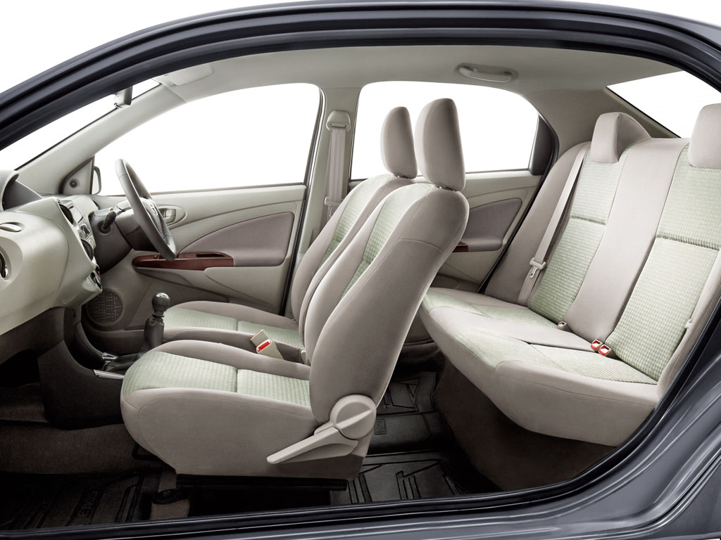 Toyota Etios photo 31