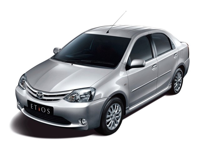 Toyota Etios foto 9