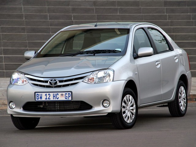Toyota Etios foto 12