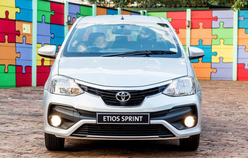 Toyota Etios photo 13