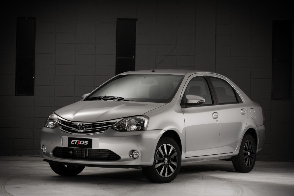 Toyota Etios photo 14